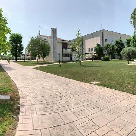 Locanda L'Officina Hotel Ceggia Екстериор снимка