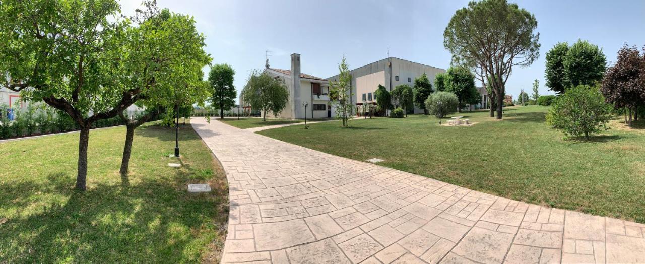Locanda L'Officina Hotel Ceggia Екстериор снимка